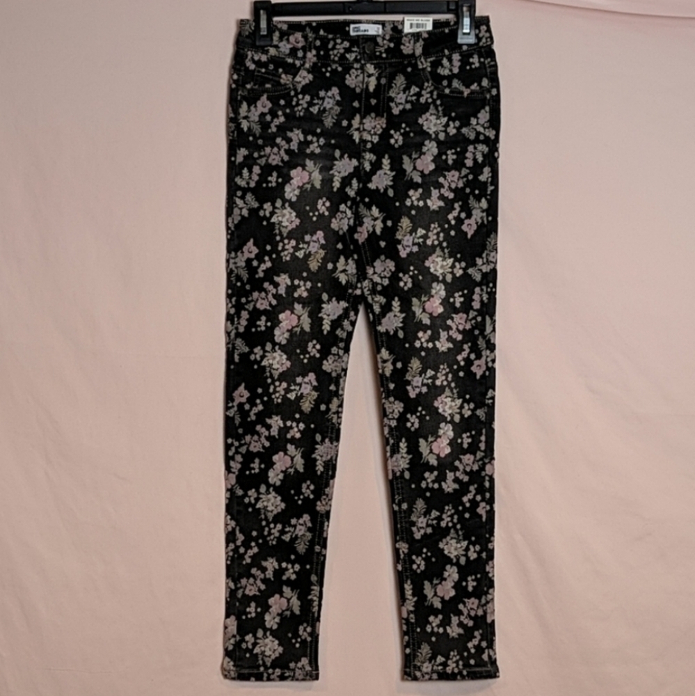 Epic Threads BFF Black Floral Skinny Jeans size 12